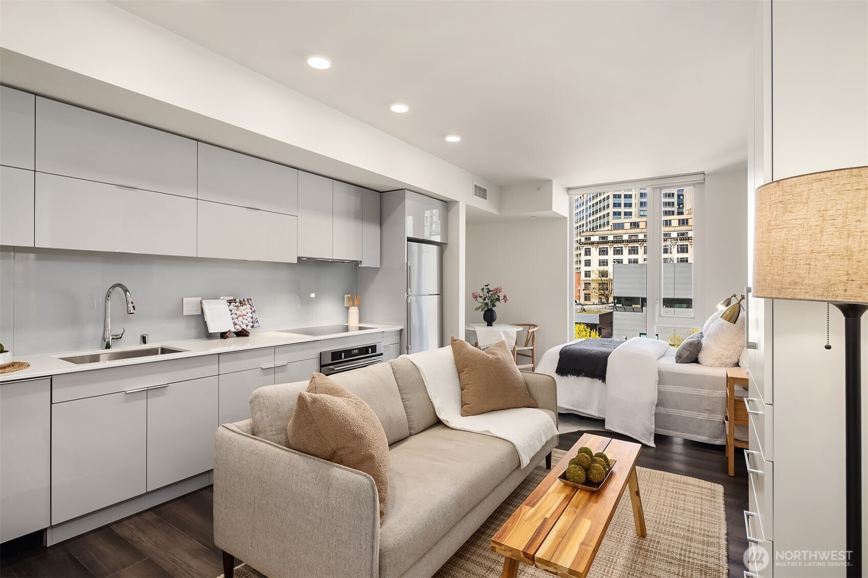 450 S Main Street #618, Seattle, WA 98104