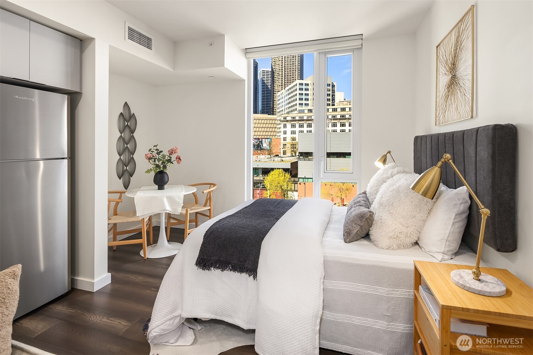 450 S Main Street #618, Seattle, WA 98104
