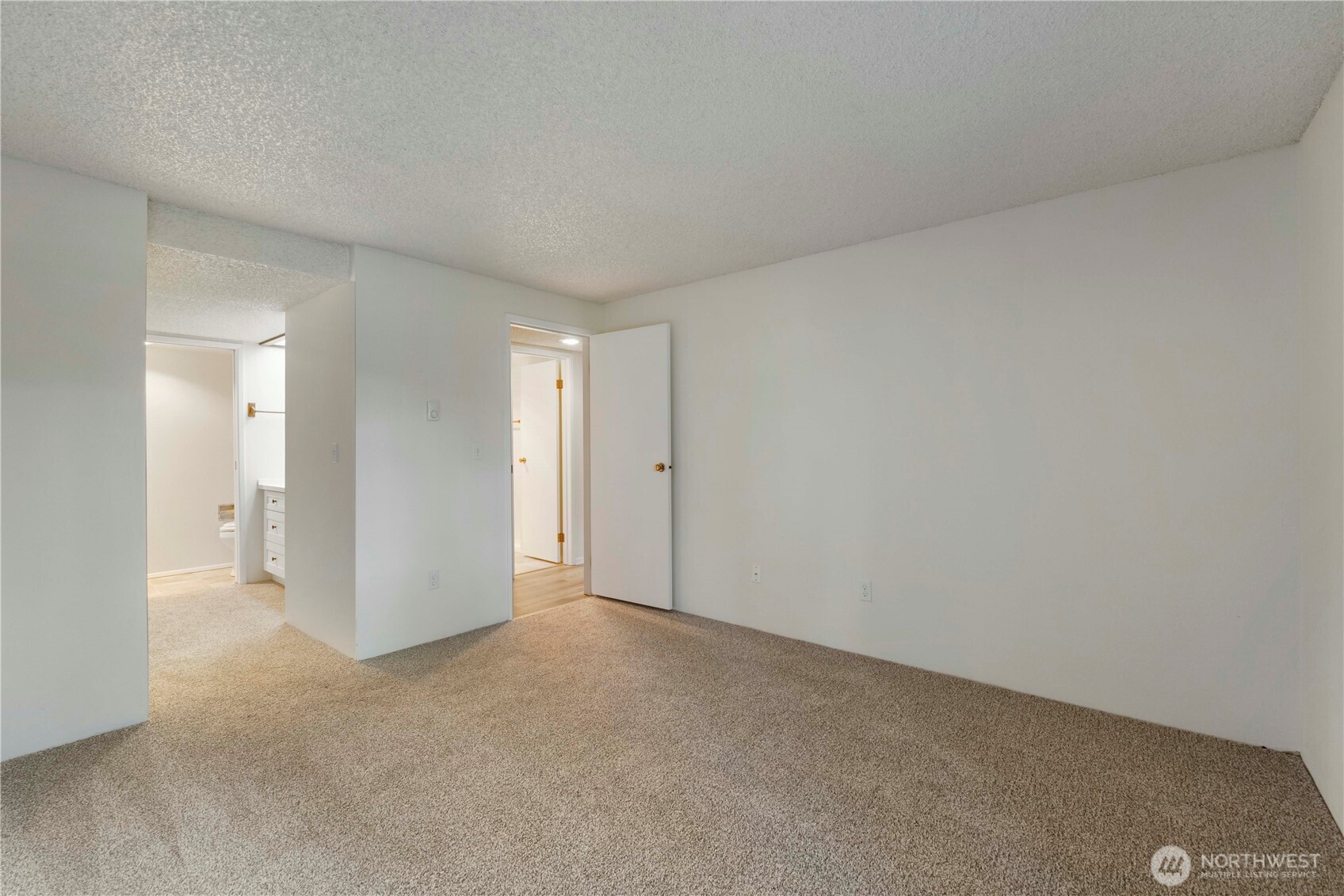 8501 Zircon Drive SW #D56, Lakewood, WA 98498
