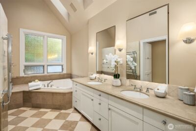 22119 NE 140th Way , Woodinville, WA 98077 - Photo 18