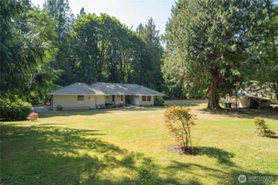 2102 Mark Street , Lacey, WA 98516