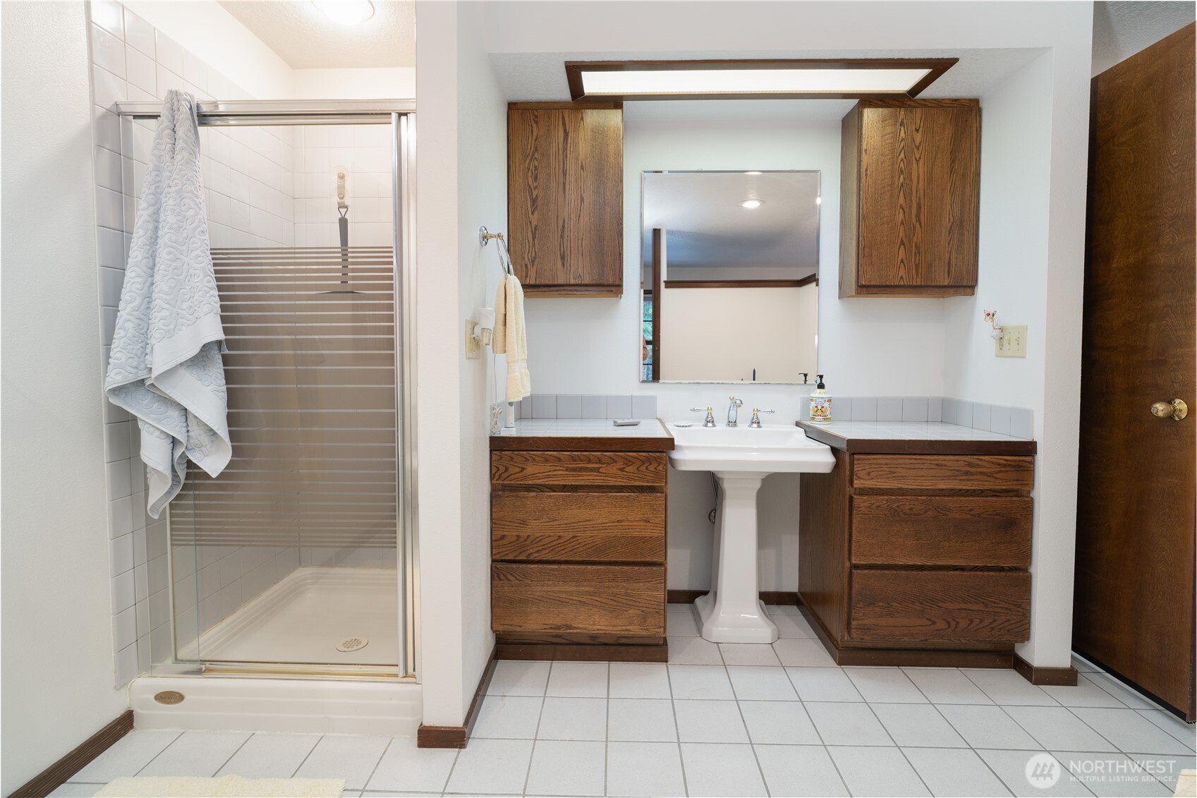 2102 Mark Street , Lacey, WA 98516