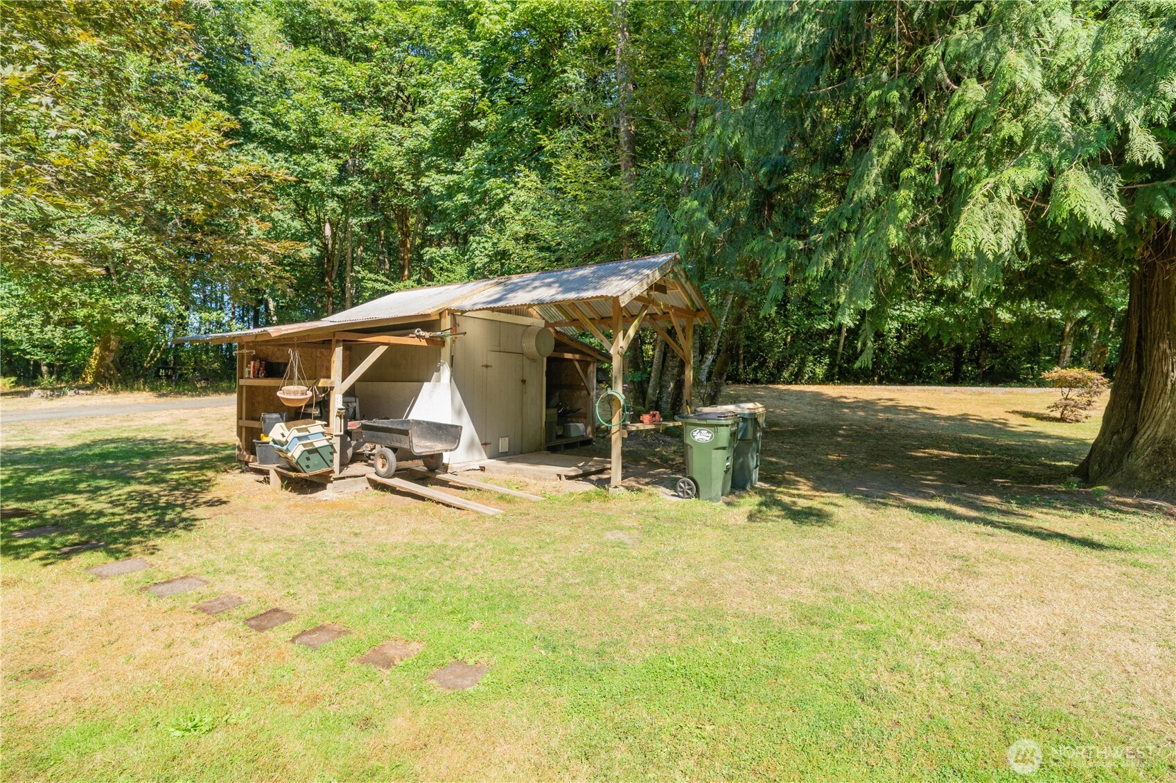 2102 Mark Street , Lacey, WA 98516