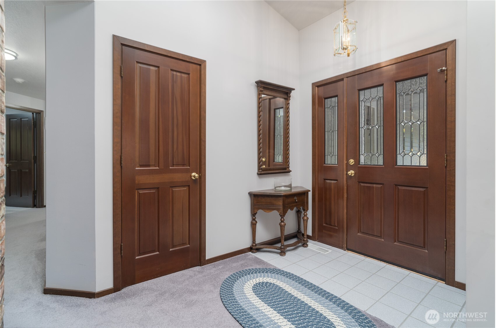2102 Mark Street , Lacey, WA 98516