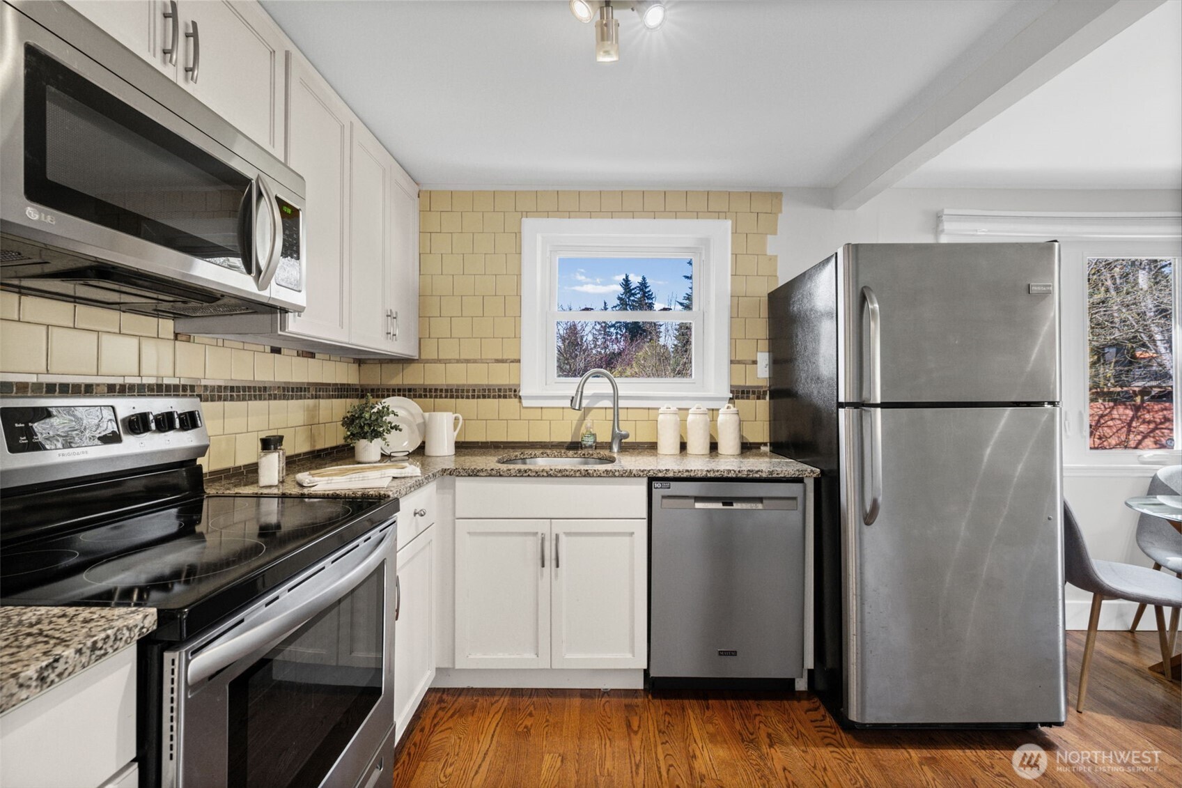 13323 20th Avenue NE, Seattle, WA 98125