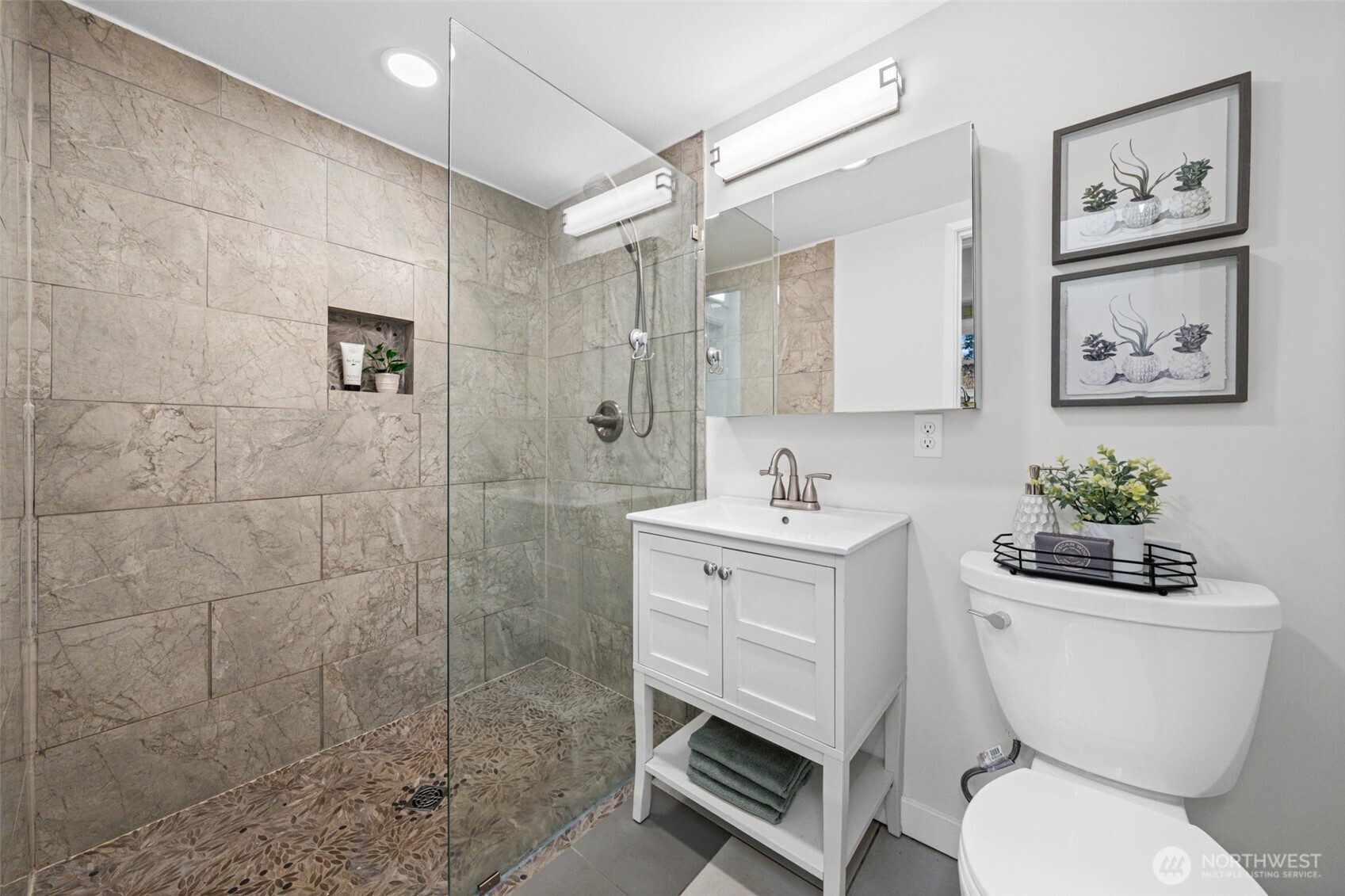 13323 20th Avenue NE, Seattle, WA 98125