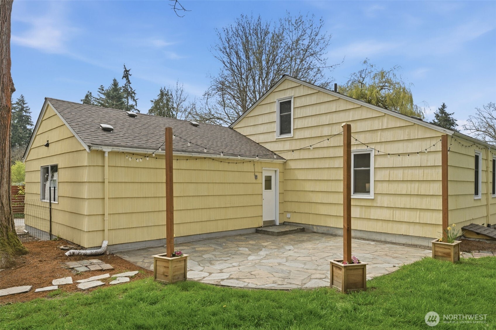 13323 20th Avenue NE, Seattle, WA 98125