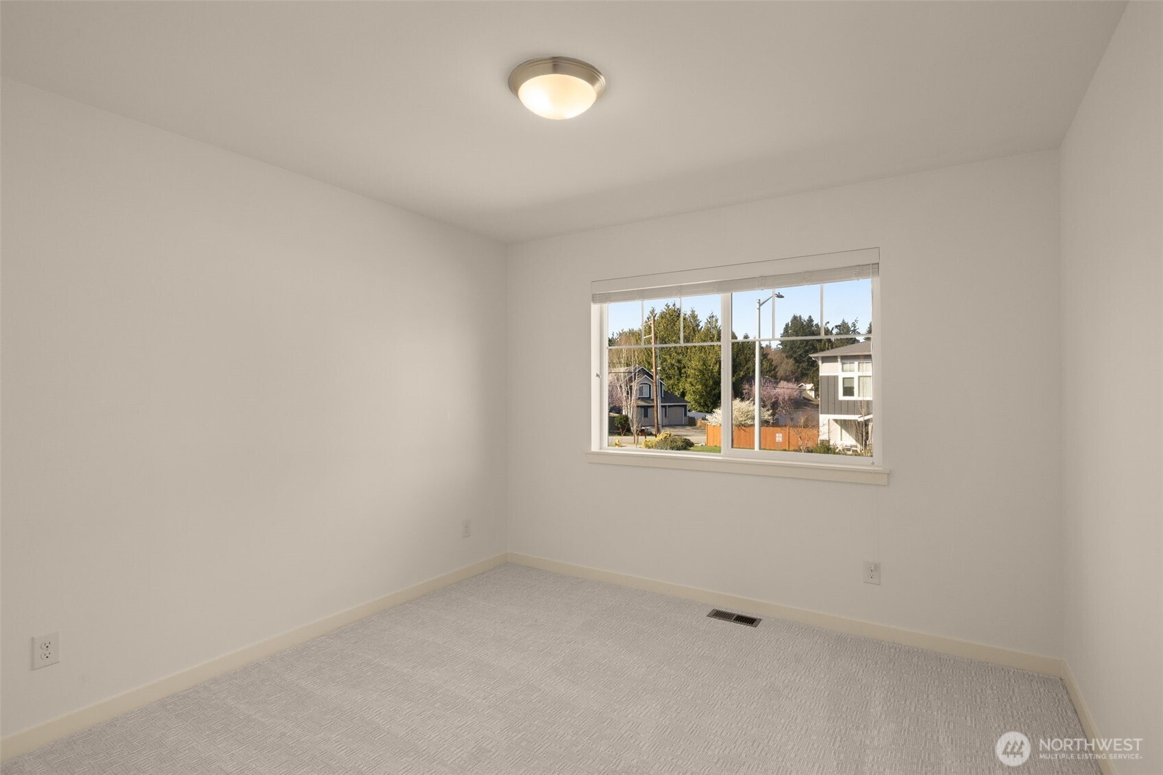 24 174th Place SW, Bothell, WA 98012