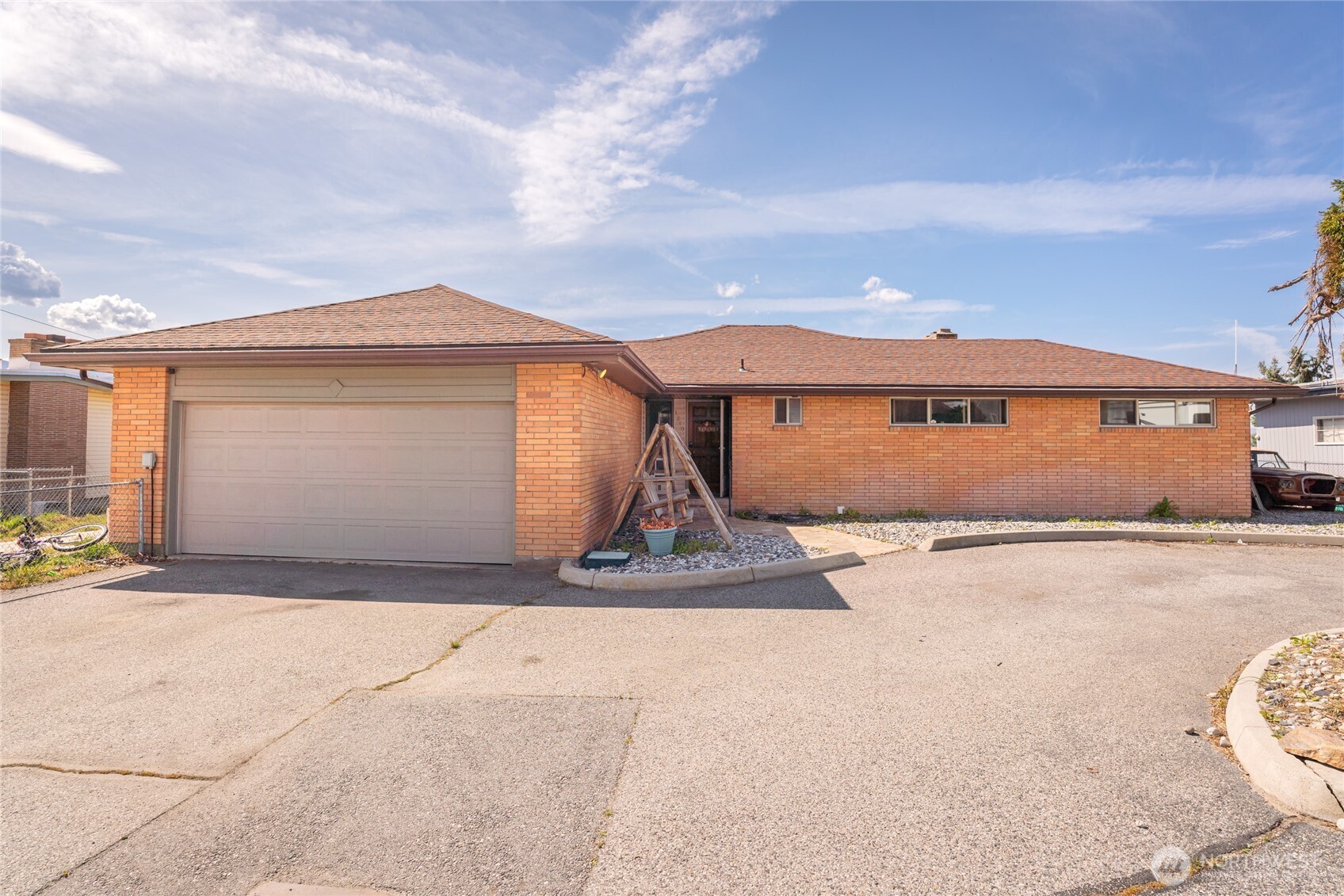 1210 N Ashland Avenue , East Wenatchee, WA 98802