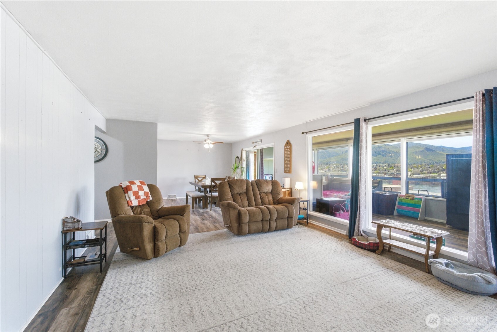 1210 N Ashland Avenue , East Wenatchee, WA 98802