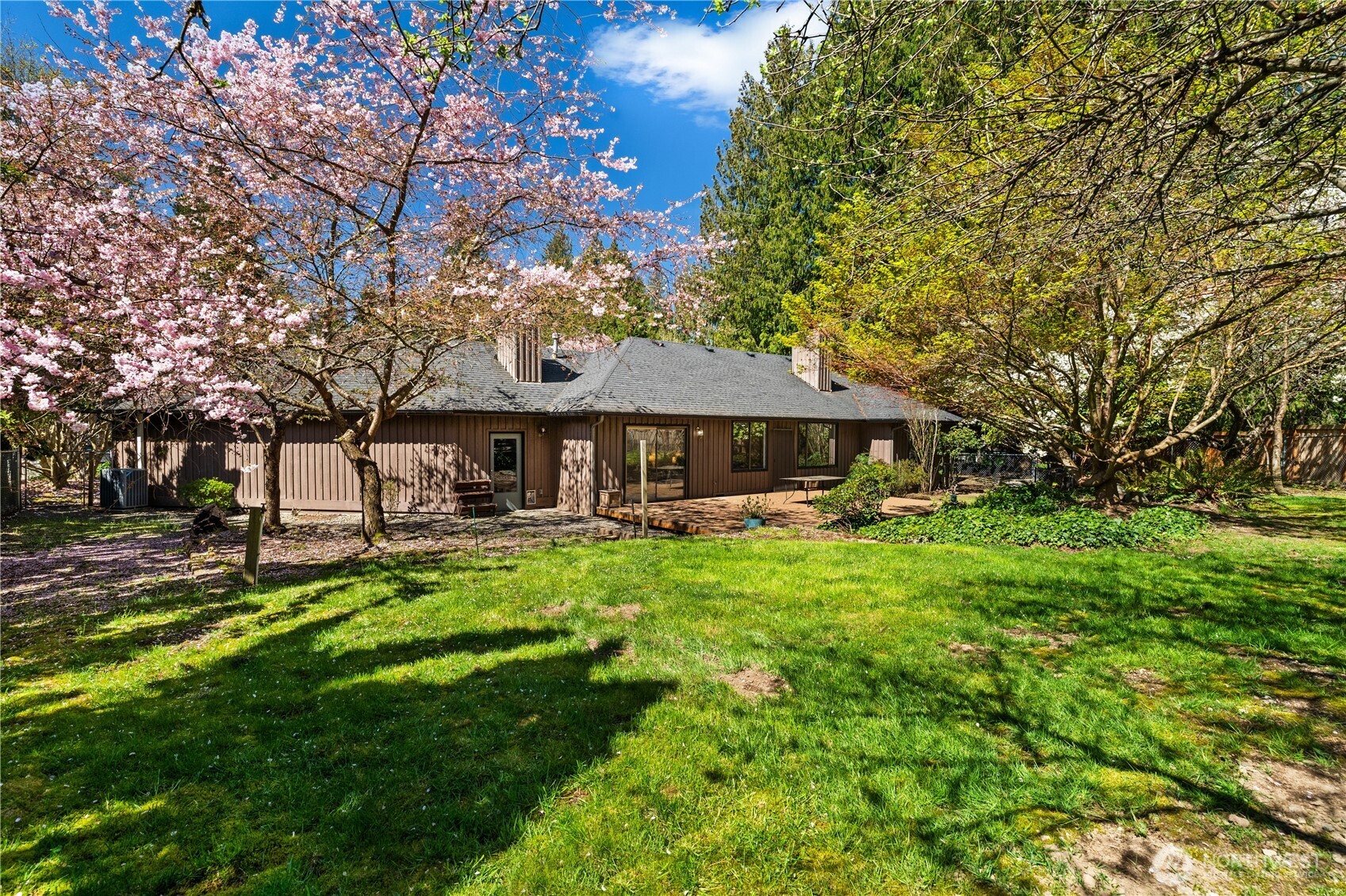 25306 212th Place SE, Maple Valley, WA 98038