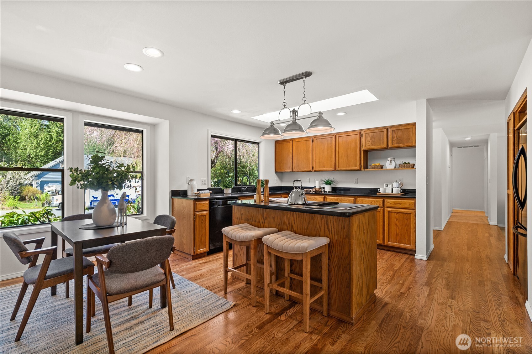 25306 212th Place SE, Maple Valley, WA 98038