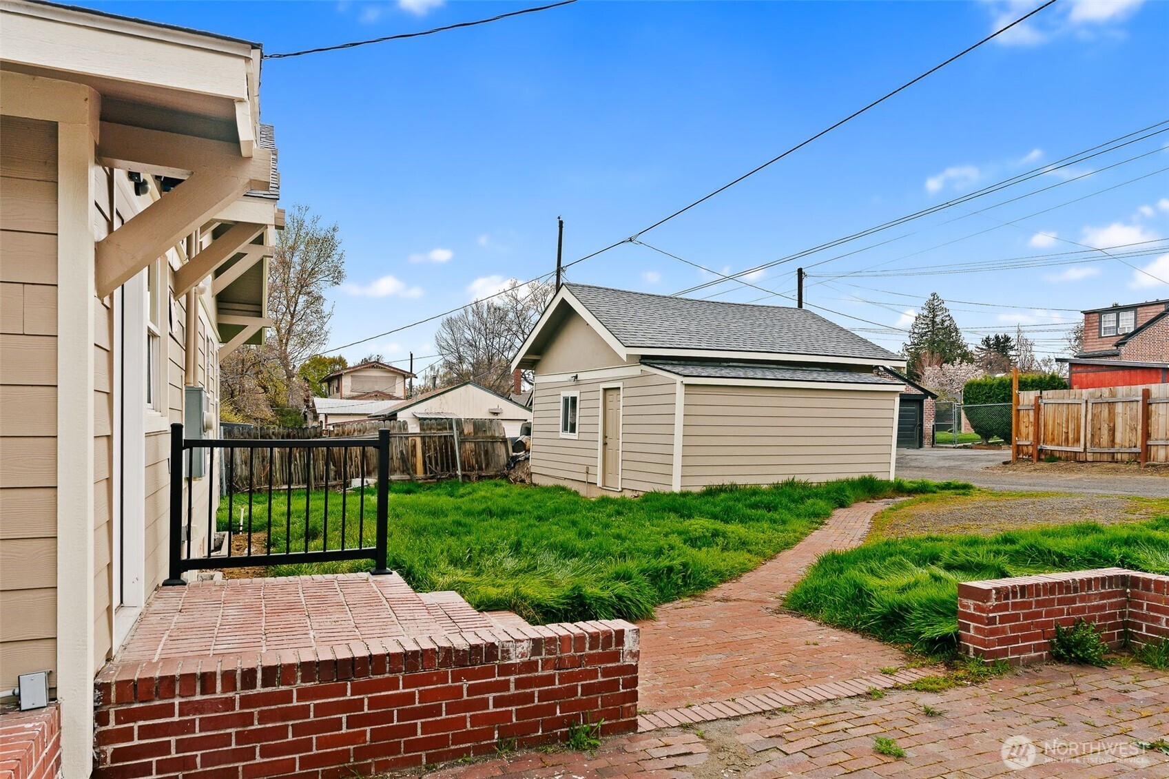 2214 Summitview Avenue , Yakima, WA 98902