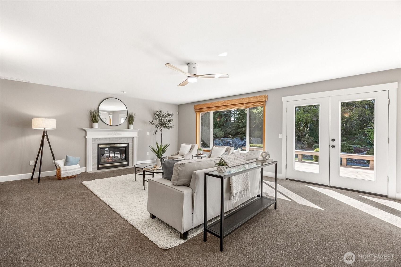 7025 Deerfield Park Drive NE, Olympia, WA 98516