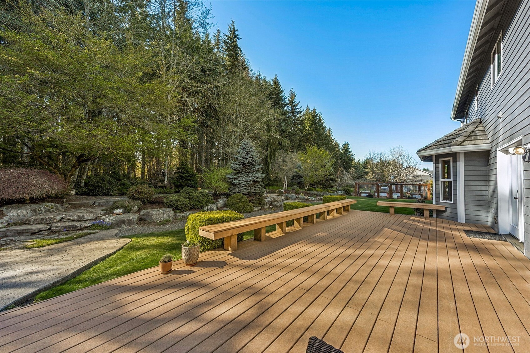 7025 Deerfield Park Drive NE, Olympia, WA 98516