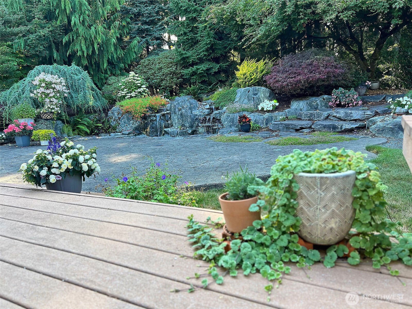 7025 Deerfield Park Drive NE, Olympia, WA 98516