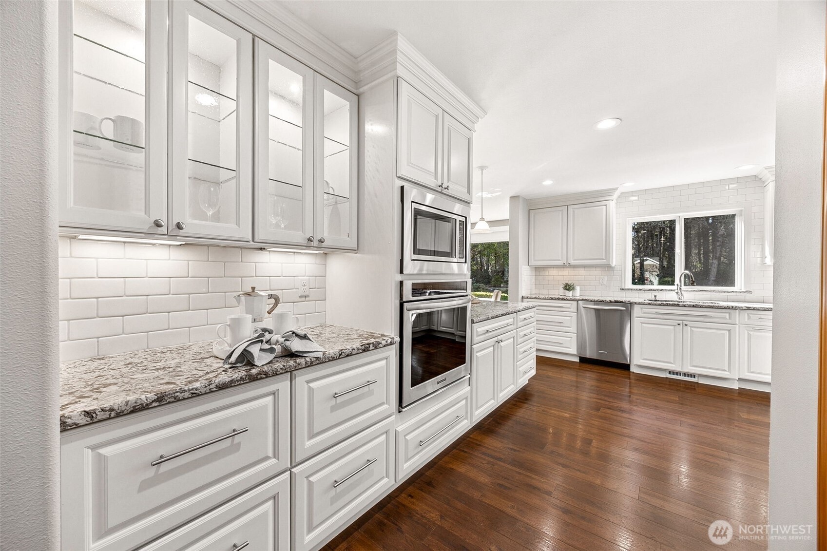 7025 Deerfield Park Drive NE, Olympia, WA 98516