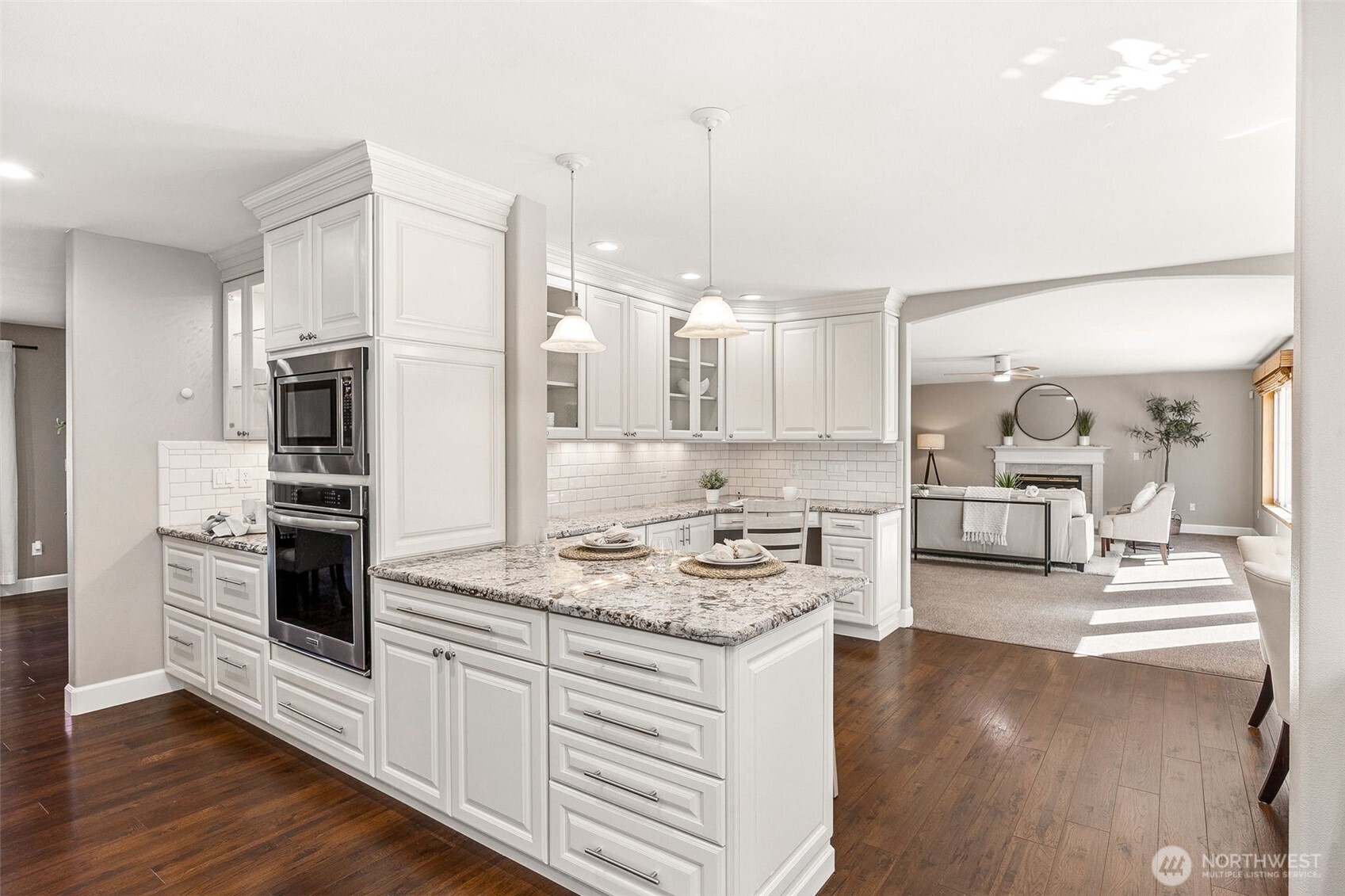 7025 Deerfield Park Drive NE, Olympia, WA 98516