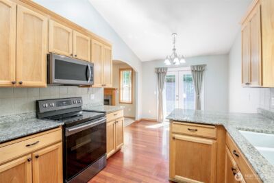 2703 5th Street SW, Puyallup, WA 98373 - Photo 7