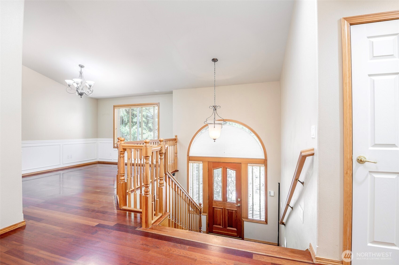 2703 5th Street SW, Puyallup, WA 98373