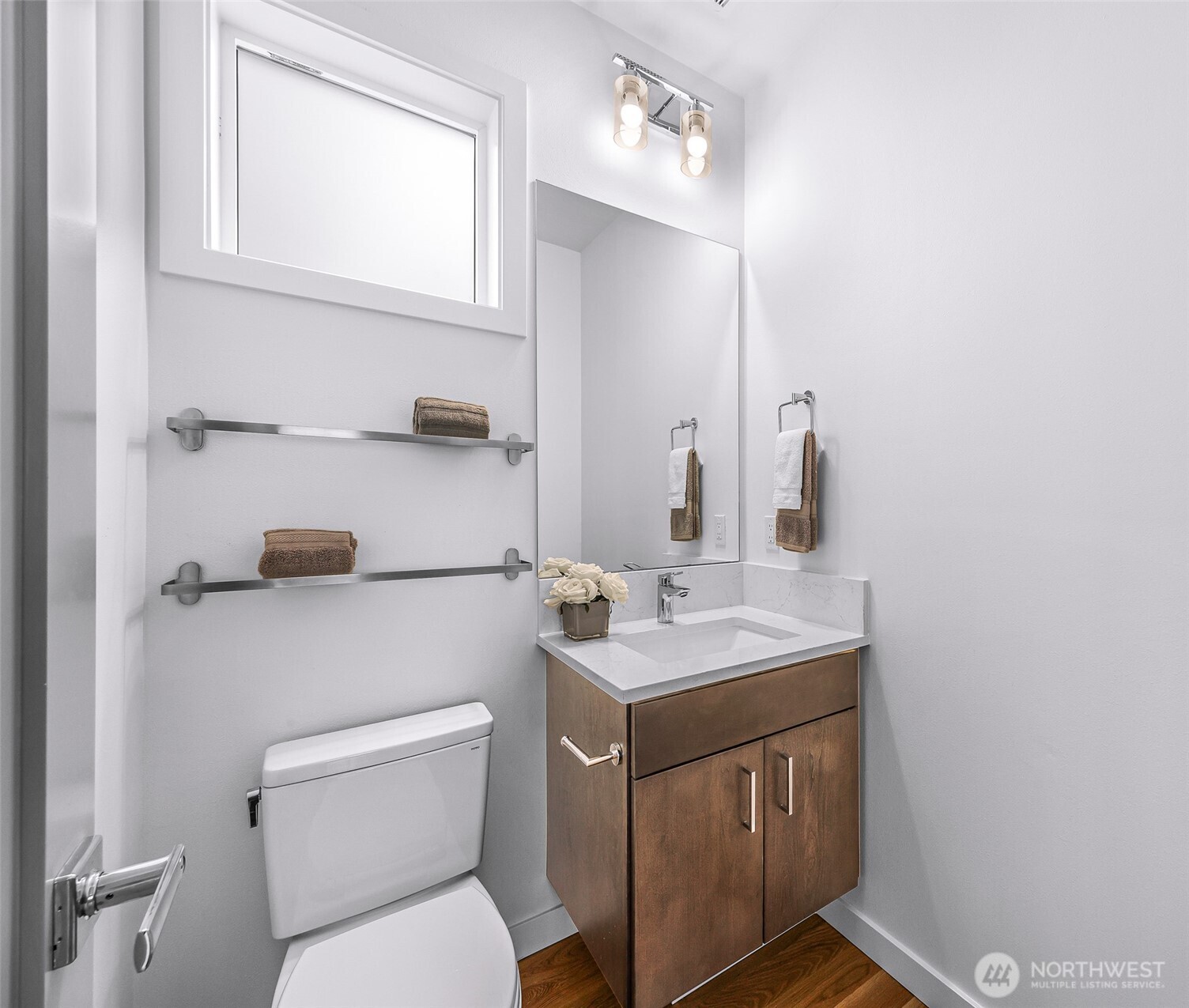 4218 Linden Avenue N, Seattle, WA 98103