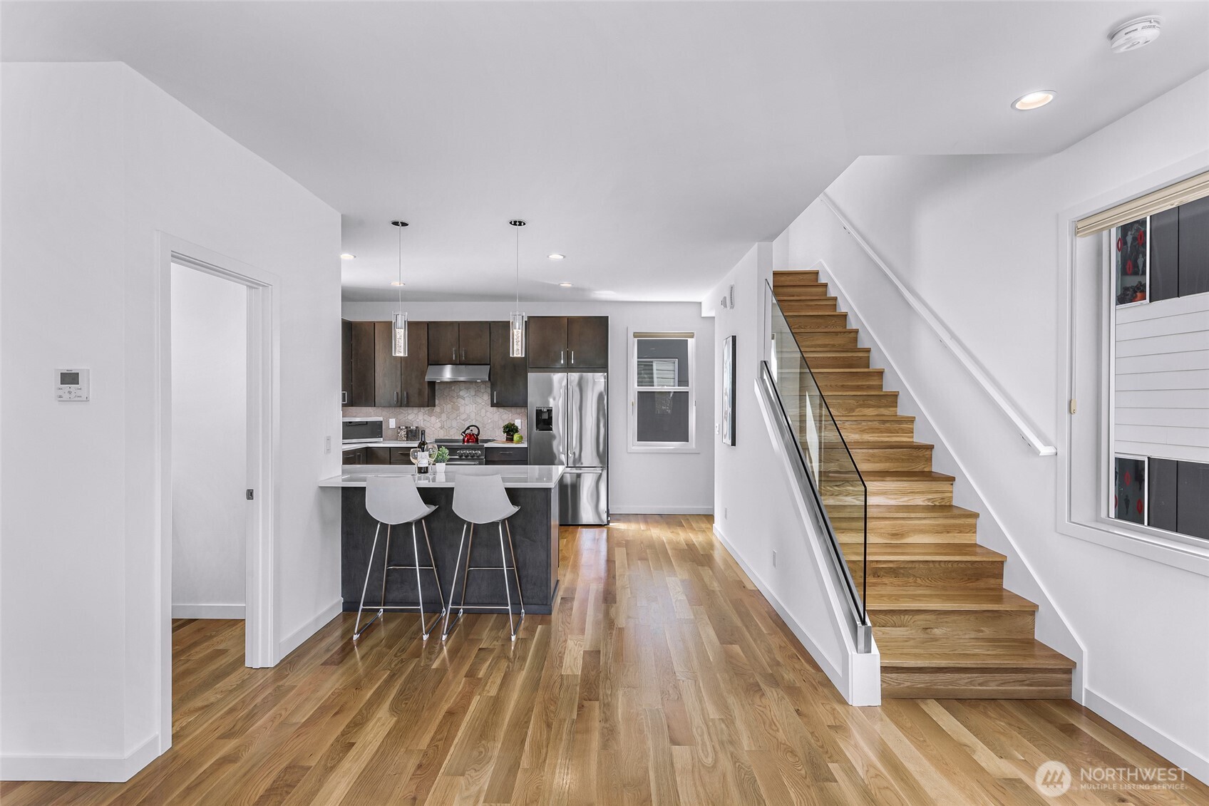 4218 Linden Avenue N, Seattle, WA 98103