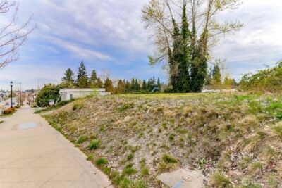 1725 Meridian Avenue E, Edgewood, WA 98371 - Photo 7