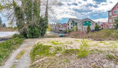 1725 Meridian Avenue E, Edgewood, WA 98371 - Photo 10