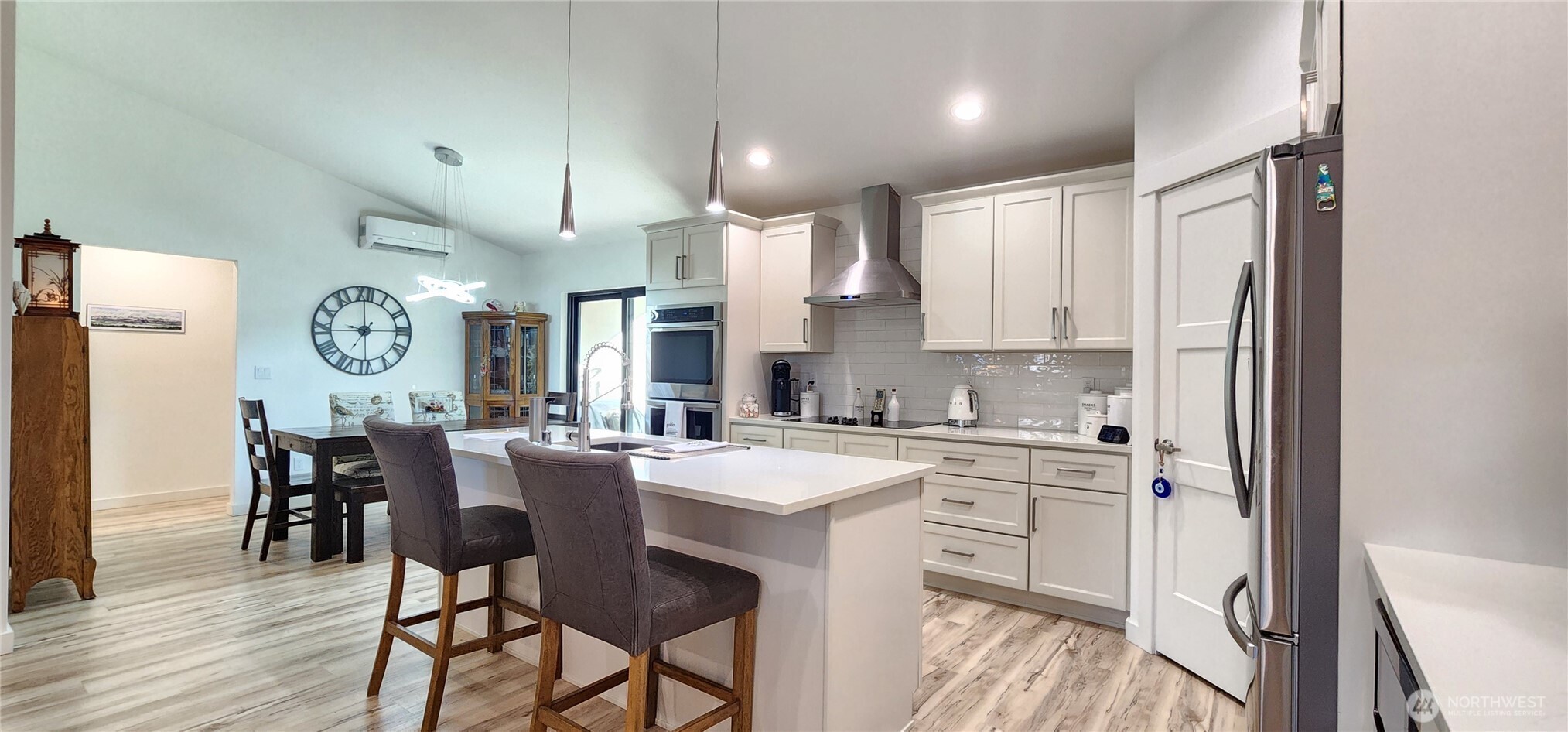 160 E Country Club Drive N, Union, WA 98592