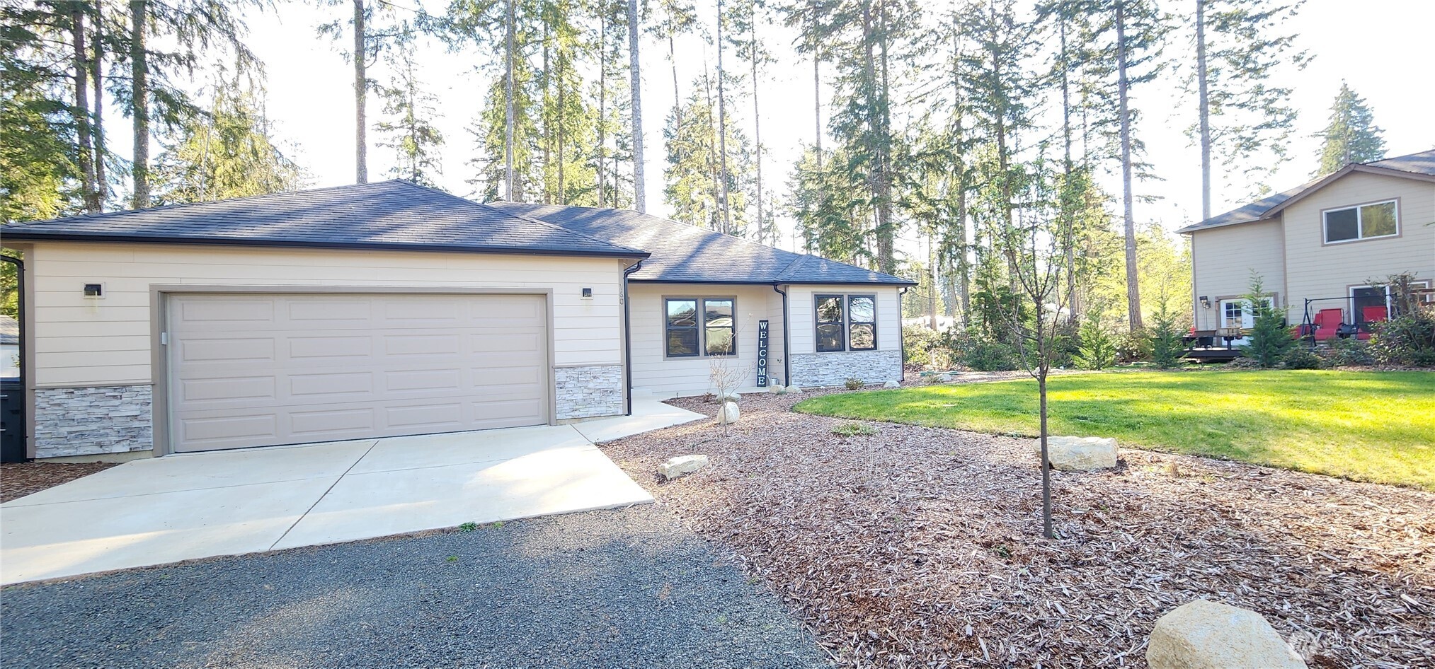 160 E Country Club Drive N, Union, WA 98592