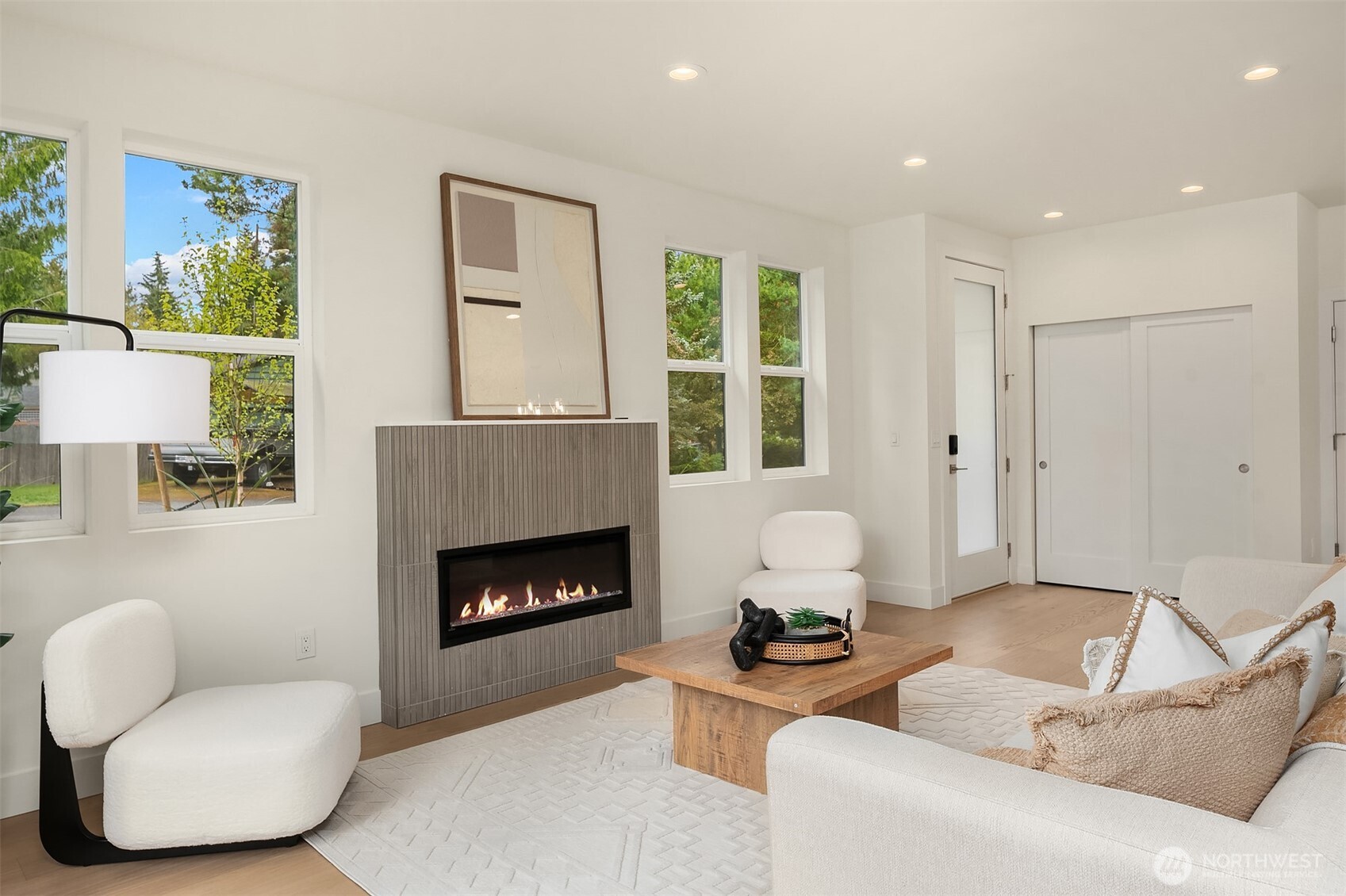 215 NE 123rd Street , Seattle, WA 98125