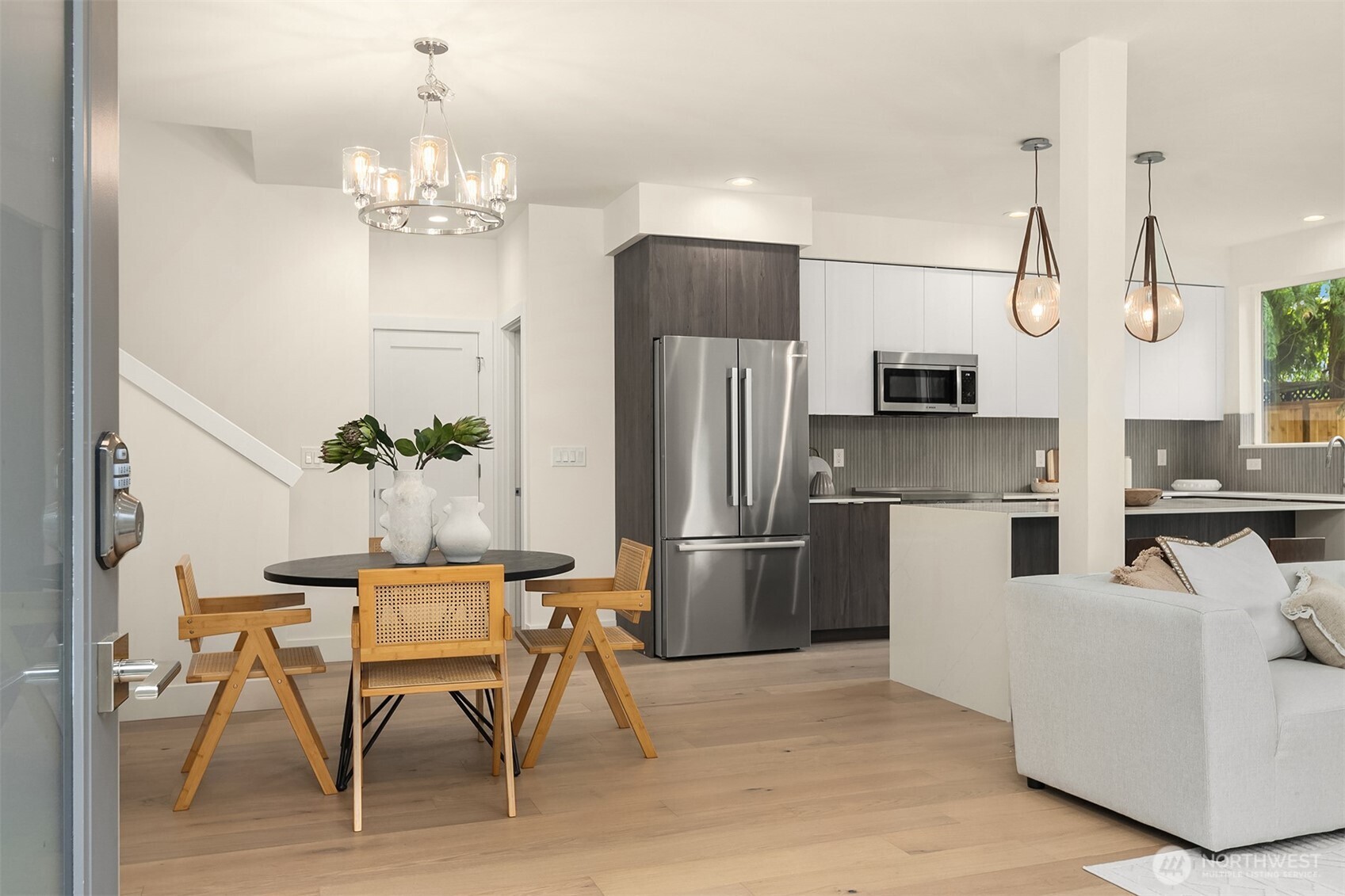 215 NE 123rd Street , Seattle, WA 98125