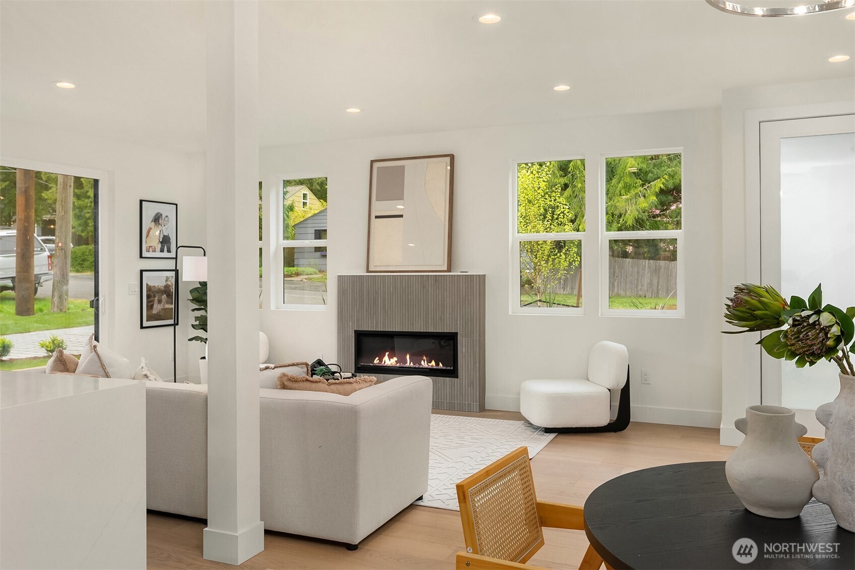 215 NE 123rd Street , Seattle, WA 98125