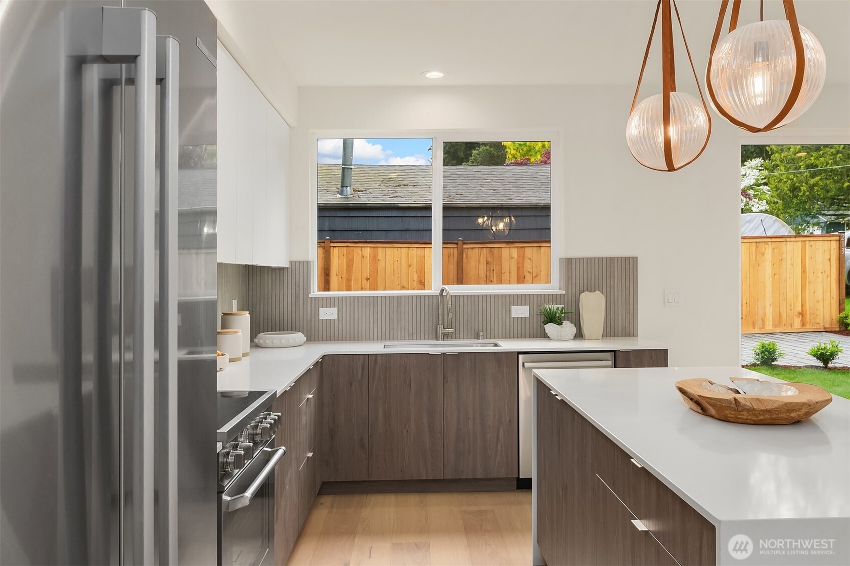 215 NE 123rd Street , Seattle, WA 98125