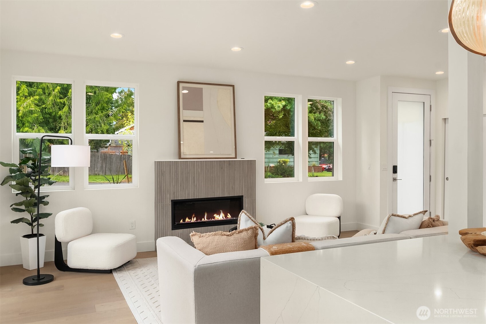 215 NE 123rd Street , Seattle, WA 98125