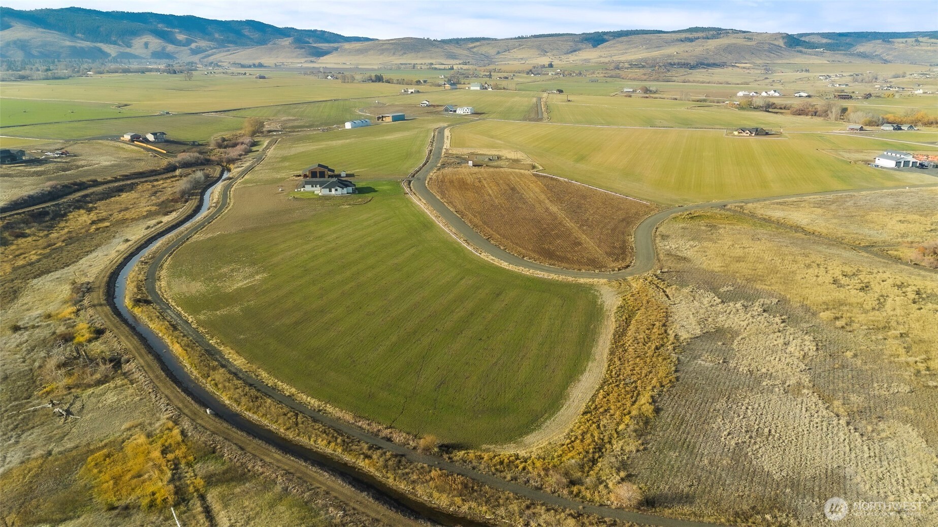 1681 Edge Bluff Loop , Ellensburg, WA 98926