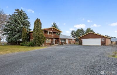 4537 Dunn Street NE, Moses Lake, WA 98837 - Photo 2