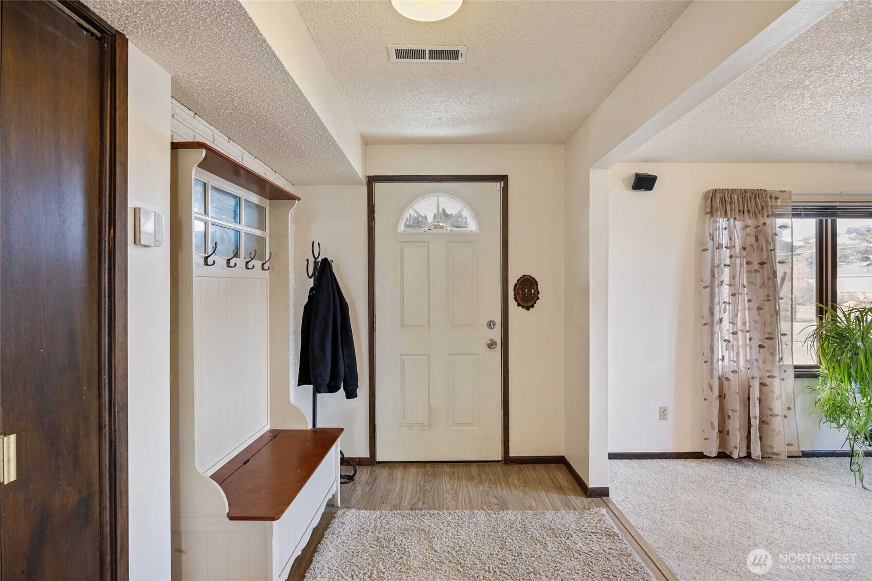 4537 Dunn Street NE, Moses Lake, WA 98837