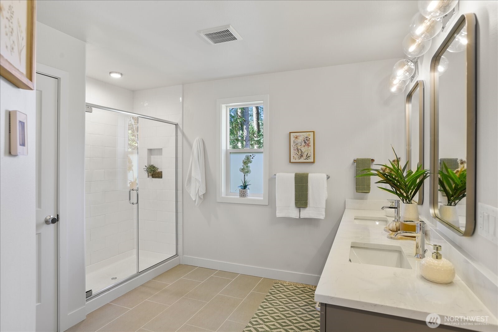 121 171st Place SW #B, Bothell, WA 98012