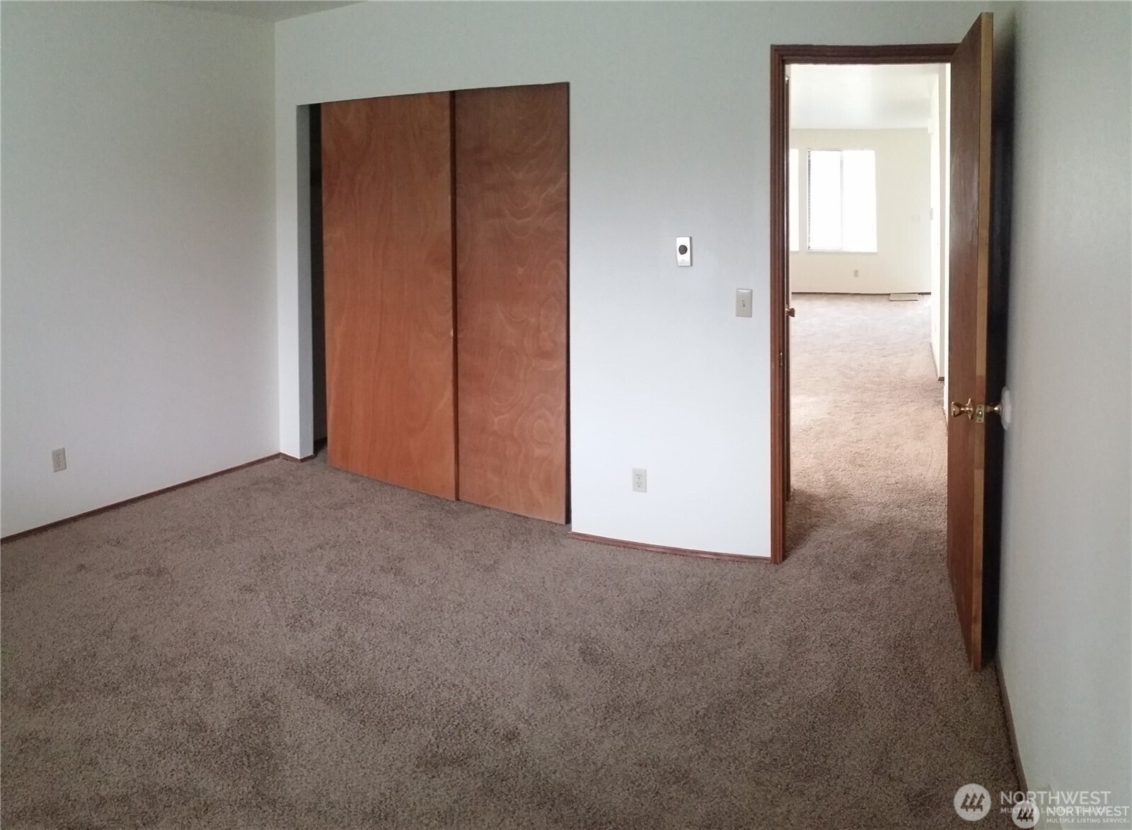 906 S 22nd Court , Mount Vernon, WA 98274