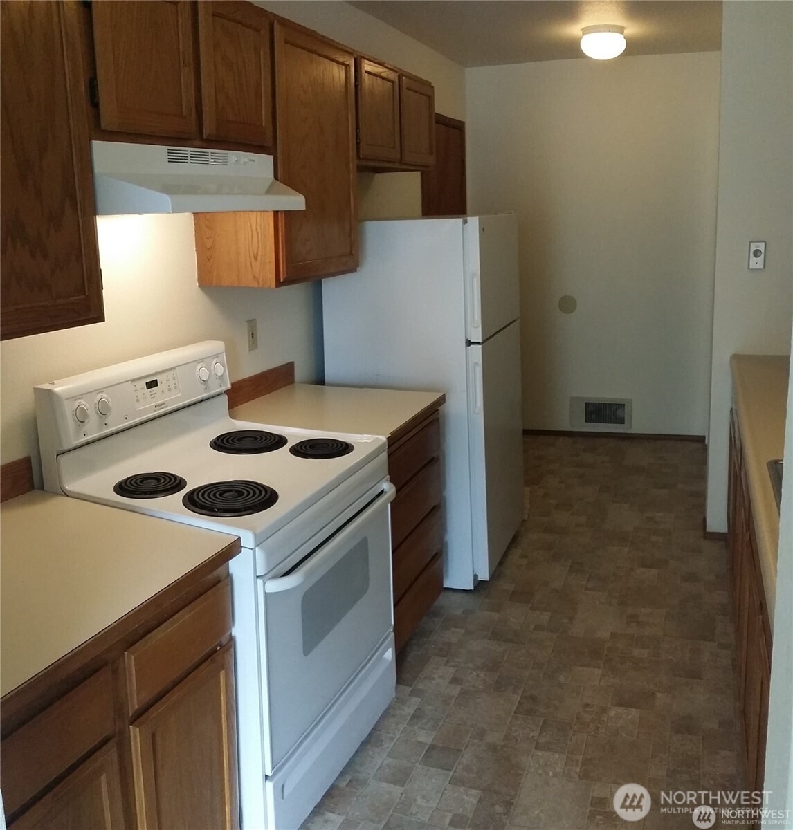 906 S 22nd Court , Mount Vernon, WA 98274