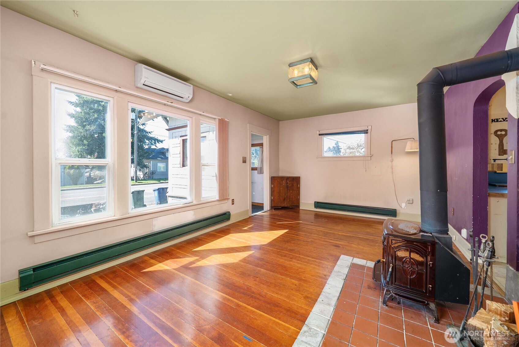 941 S Sprague Avenue , Tacoma, WA 98405
