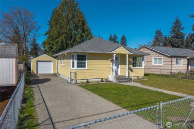 815 119th Street S, Tacoma, WA 98444