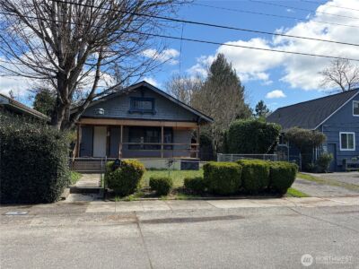 1506 Elizabeth Avenue , Bremerton, WA 98337-1733 - Photo 2