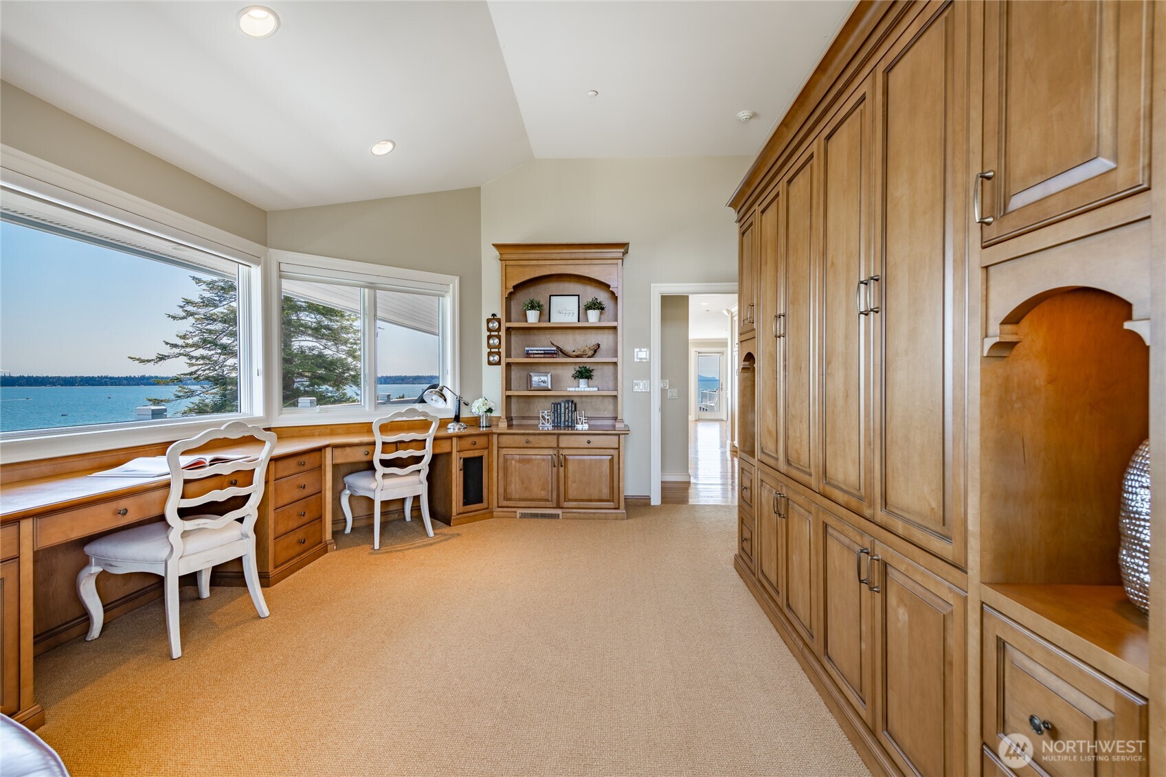 5685 Nakat Way , Blaine, WA 98230