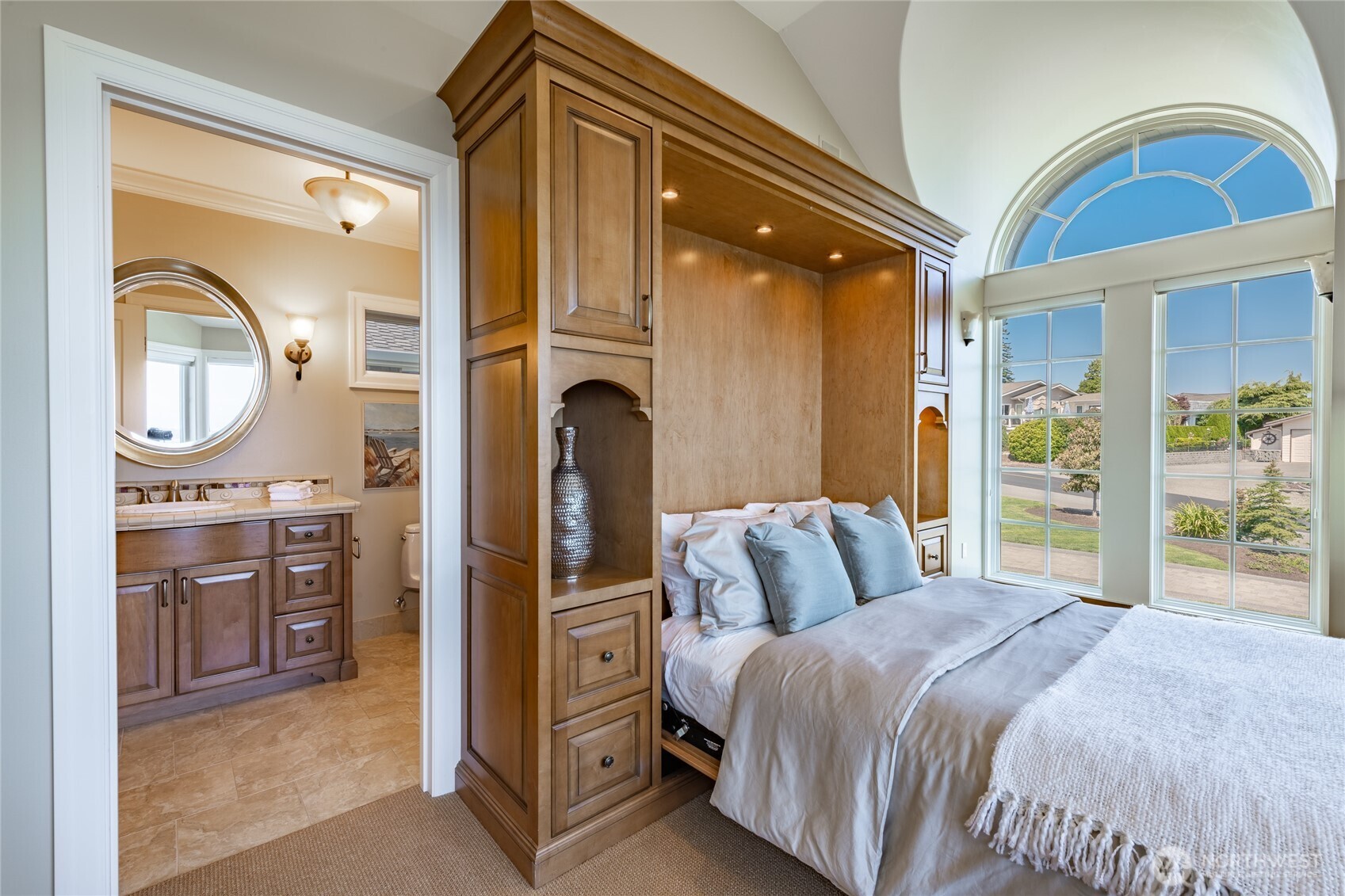 5685 Nakat Way , Blaine, WA 98230