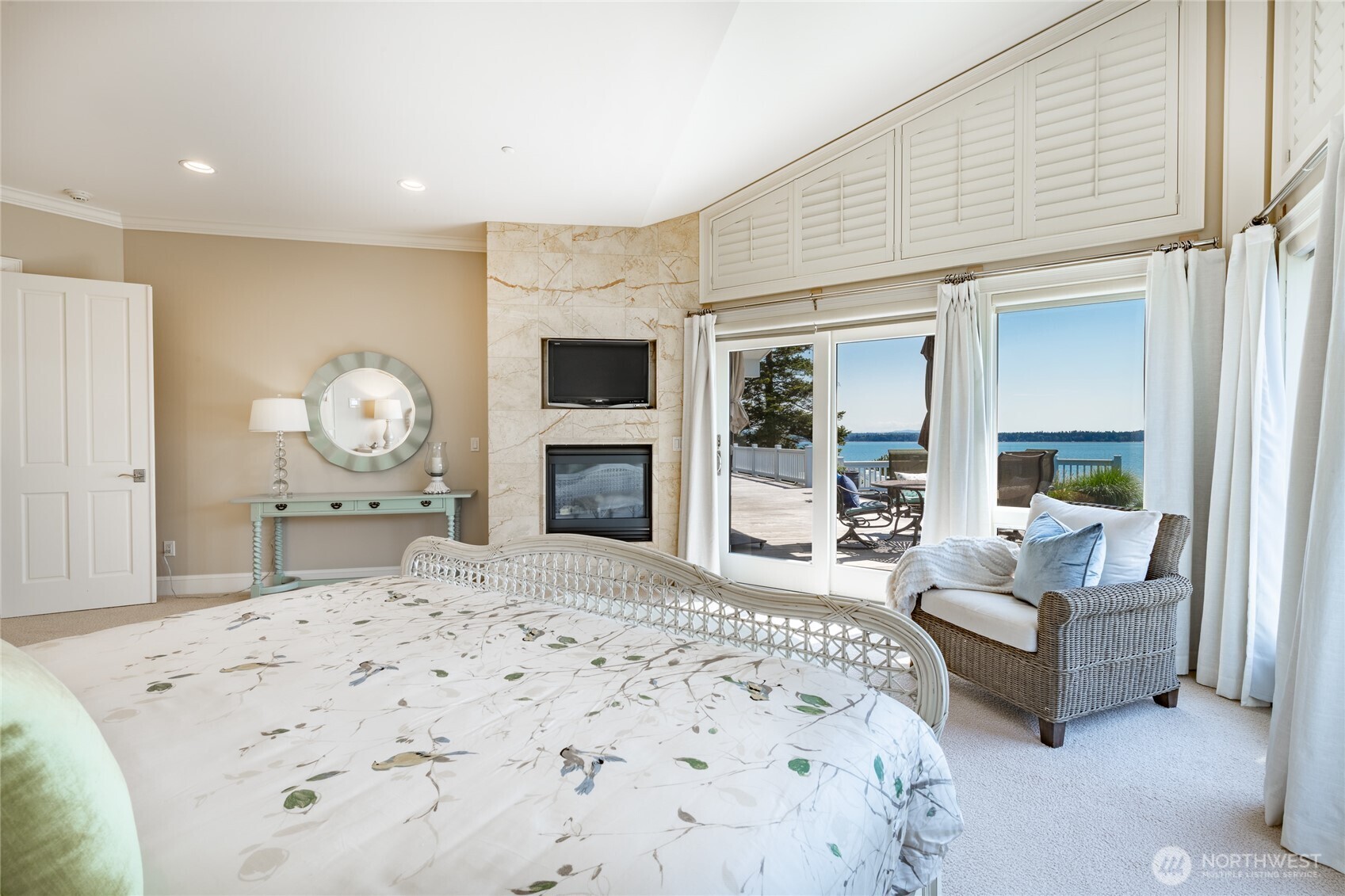 5685 Nakat Way , Blaine, WA 98230