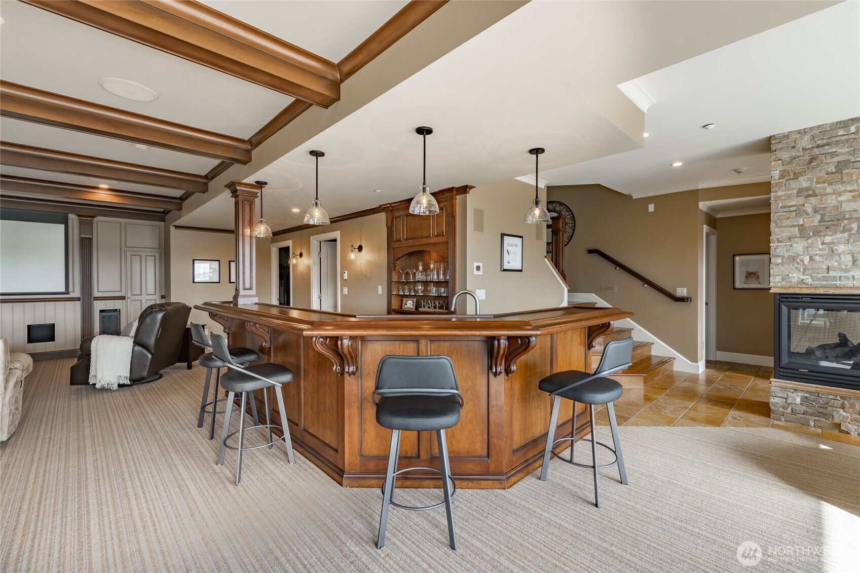 5685 Nakat Way , Blaine, WA 98230