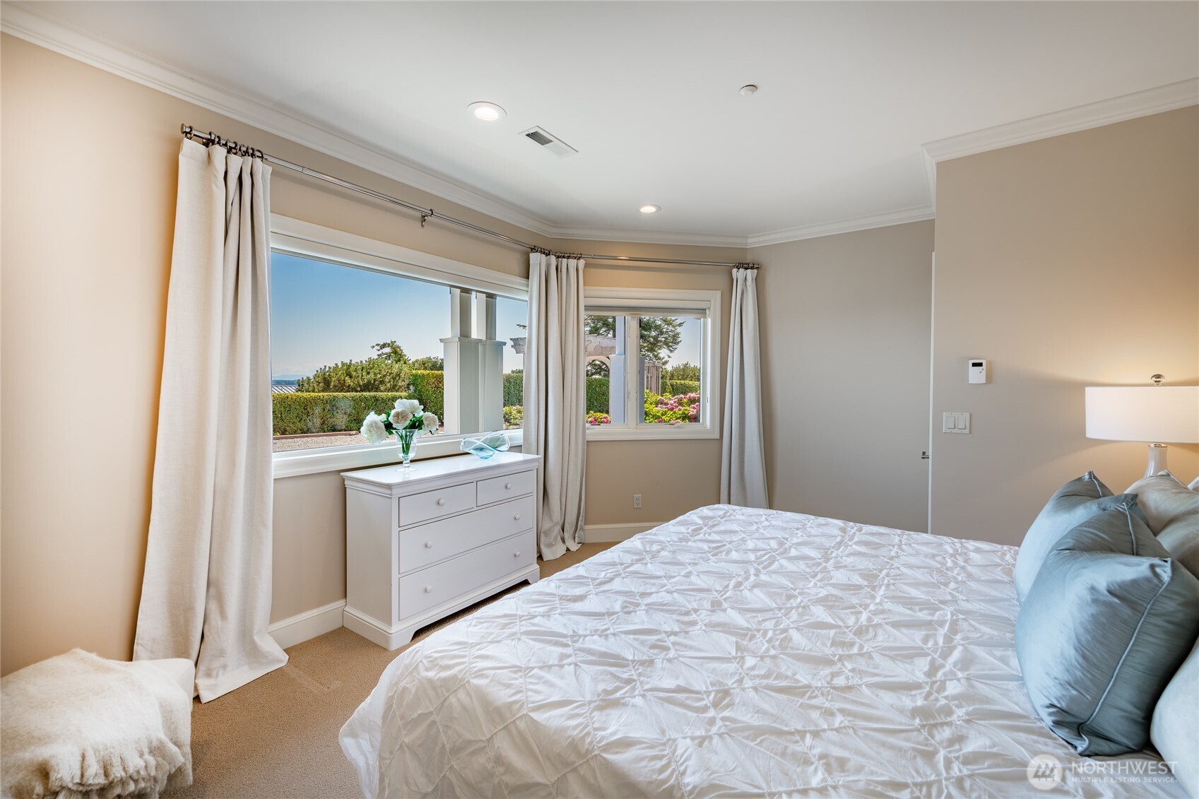 5685 Nakat Way , Blaine, WA 98230