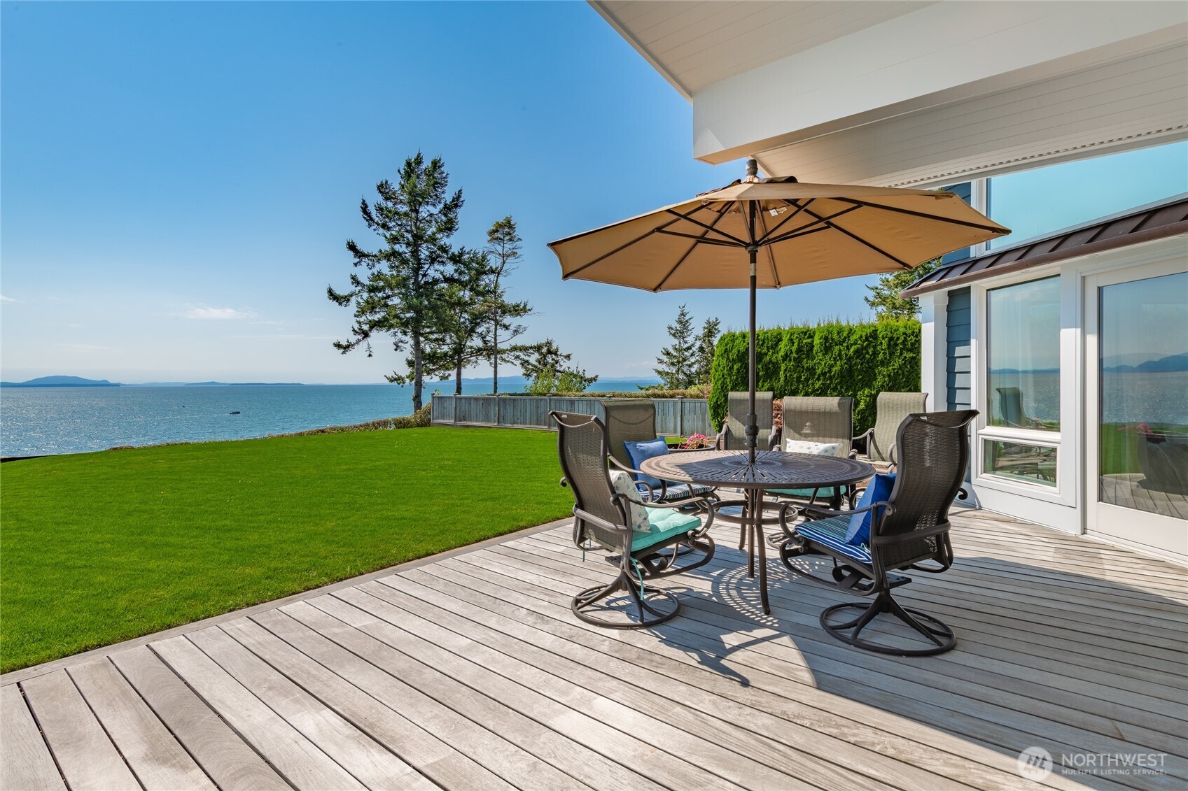 5685 Nakat Way , Blaine, WA 98230